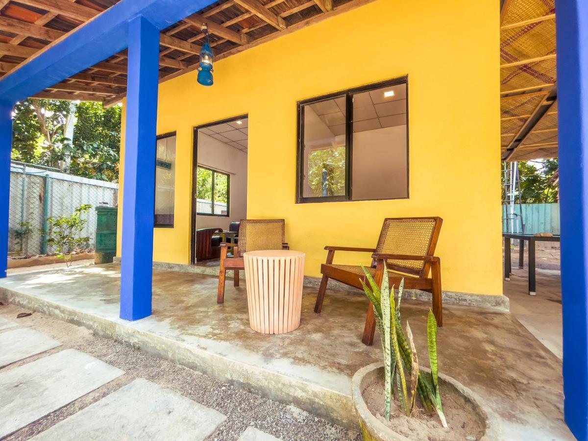 Lost & Found Hostel 웰리가마 외부 사진